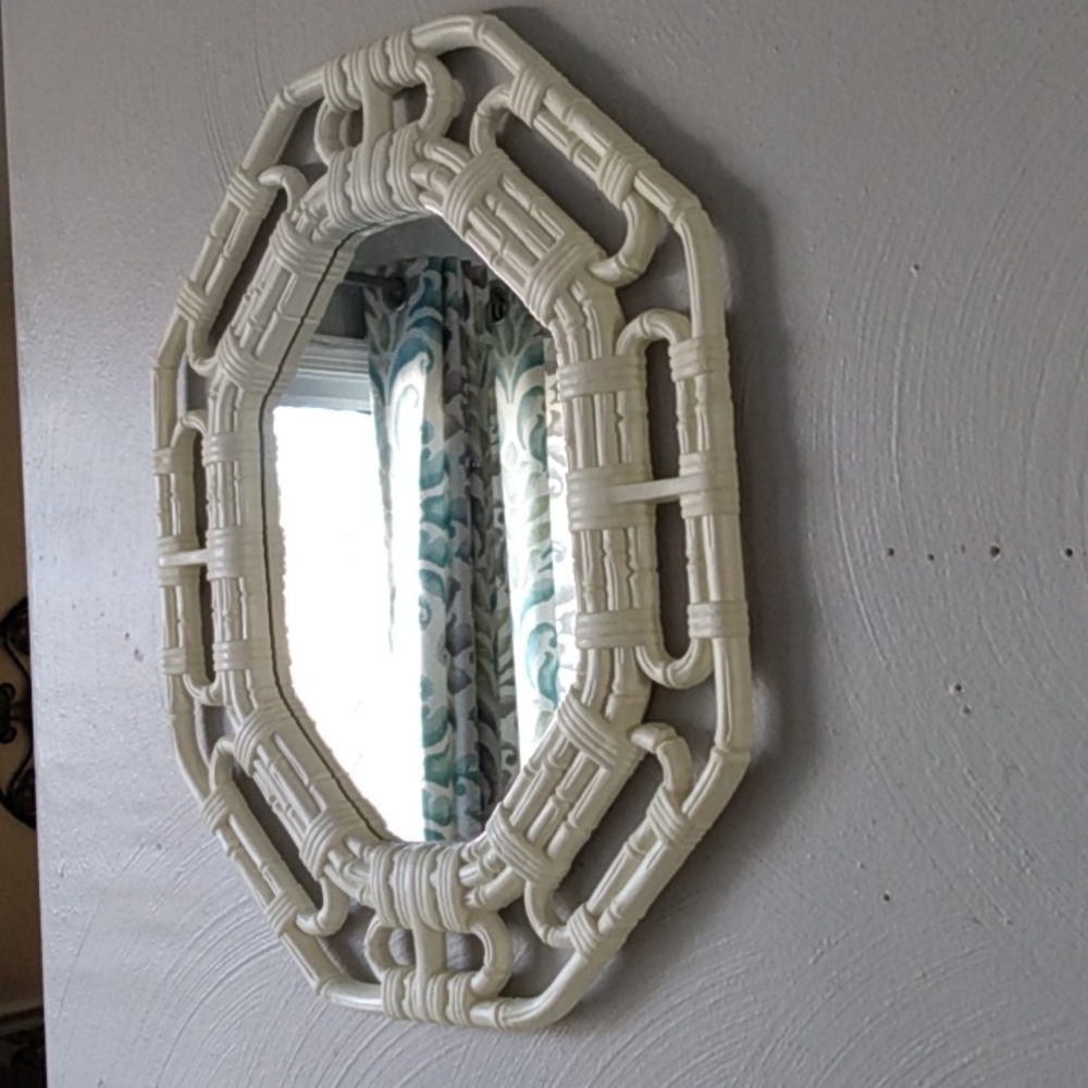 Homco white faux wicker mirror & shelf - Picture 5 of 16